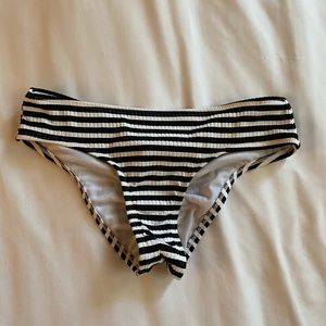 Target bikini bottoms size small. Black and white stripes